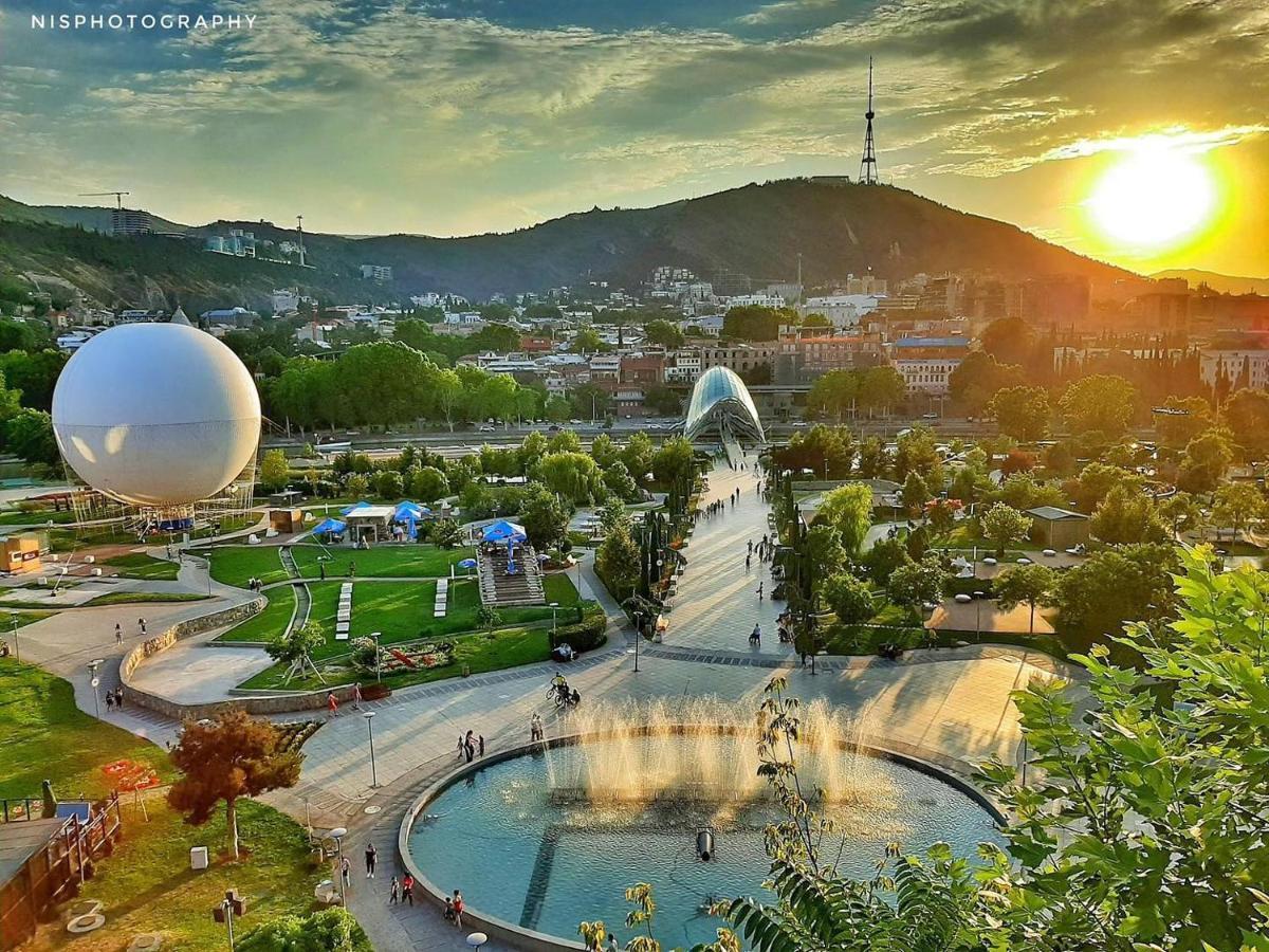 Terrace Tbilisi Center Hotell Eksteriør bilde