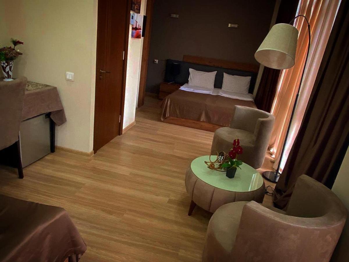 Terrace Tbilisi Center Hotell Eksteriør bilde