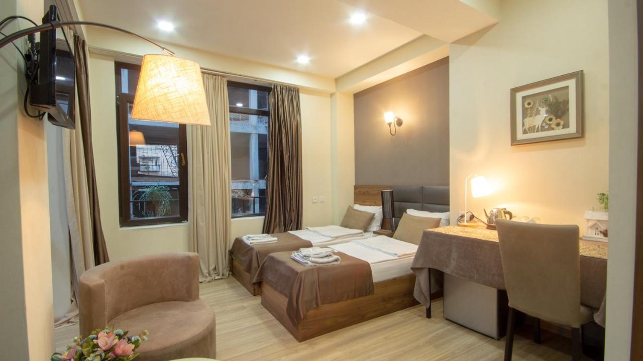 Terrace Tbilisi Center Hotell Eksteriør bilde