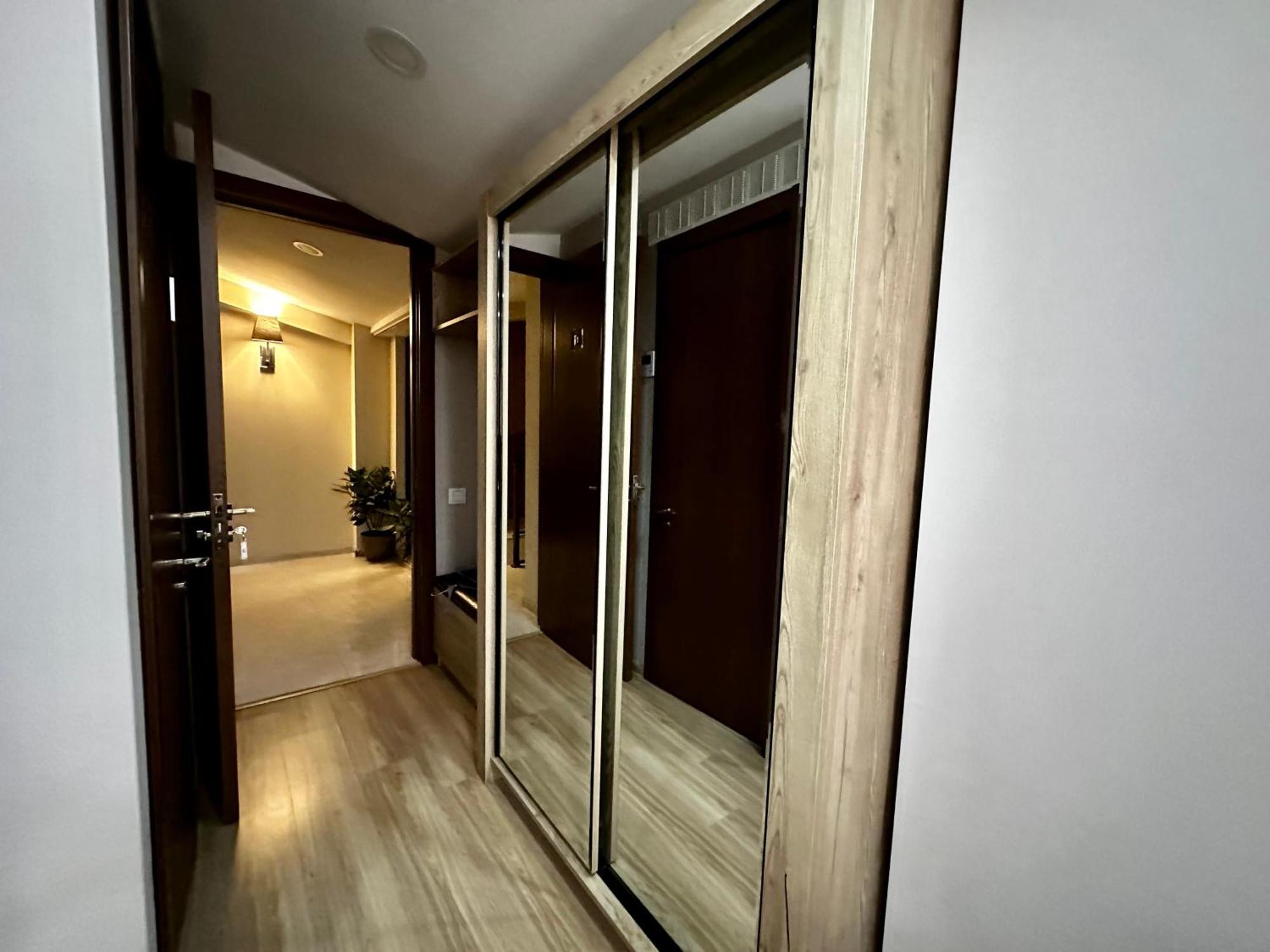 Terrace Tbilisi Center Hotell Eksteriør bilde
