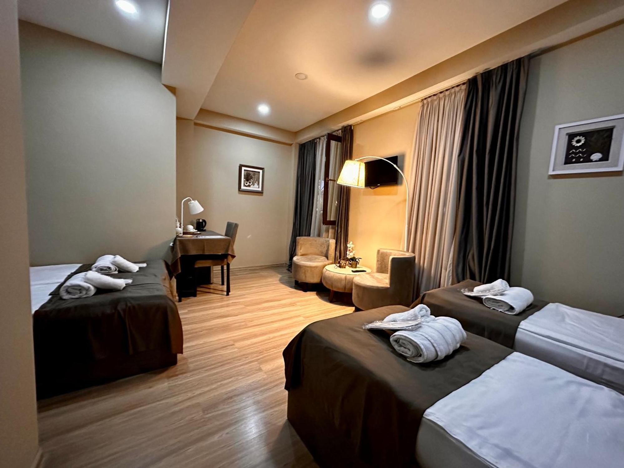 Terrace Tbilisi Center Hotell Eksteriør bilde