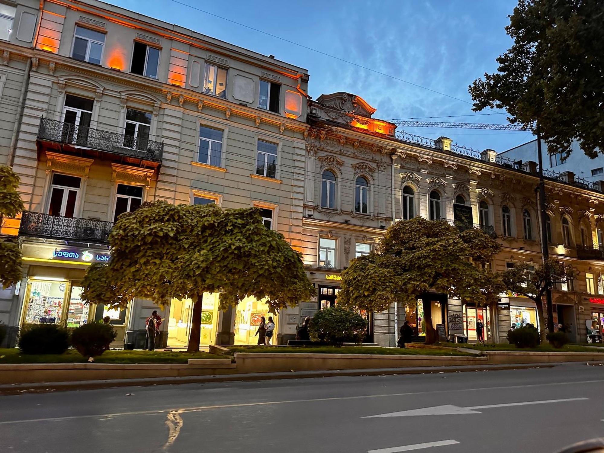 Terrace Tbilisi Center Hotell Eksteriør bilde
