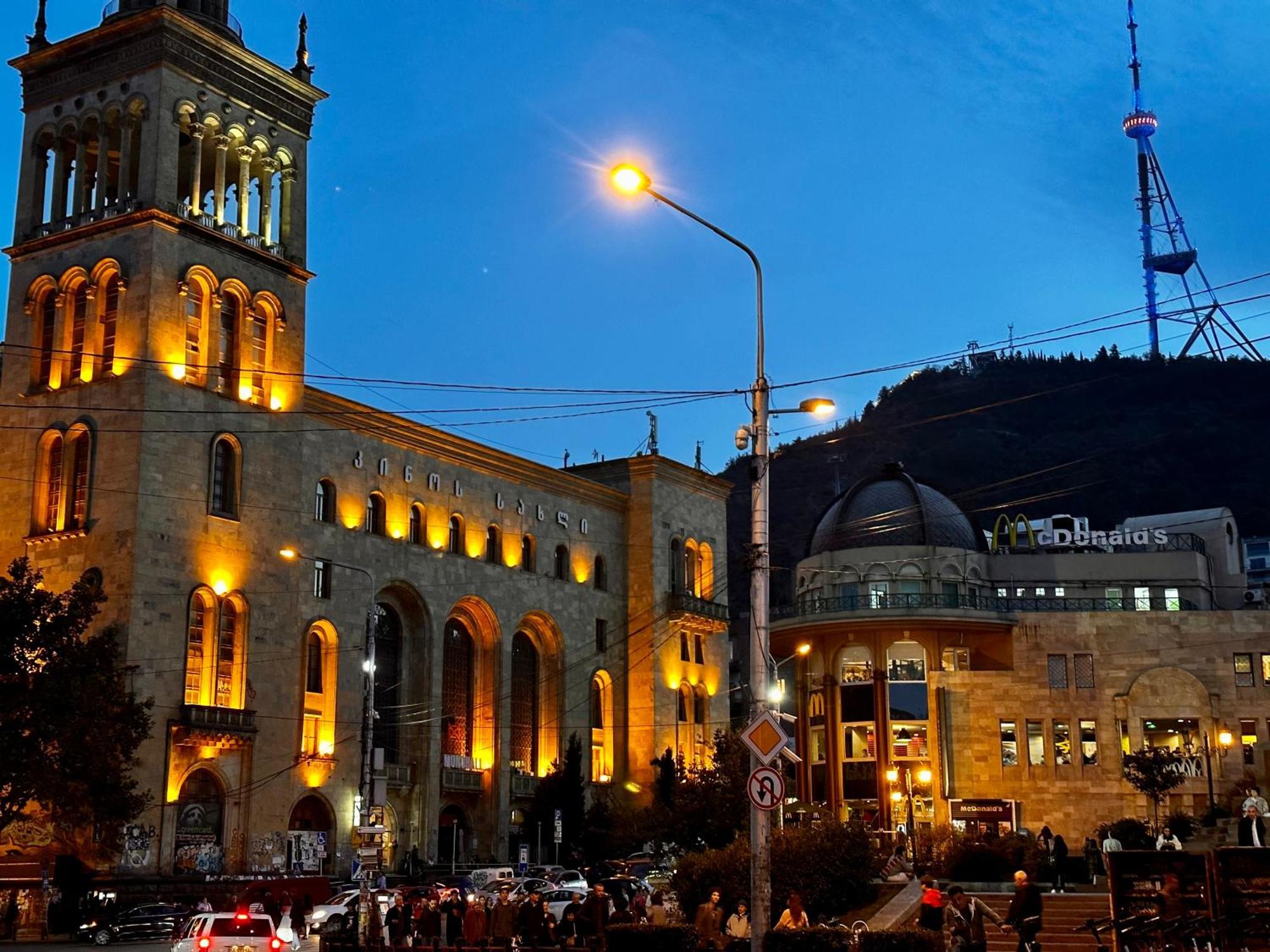 Terrace Tbilisi Center Hotell Eksteriør bilde
